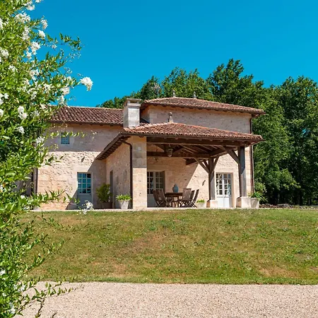 فيلة De La Roussie Saint-Sulpice-de-Mareuil